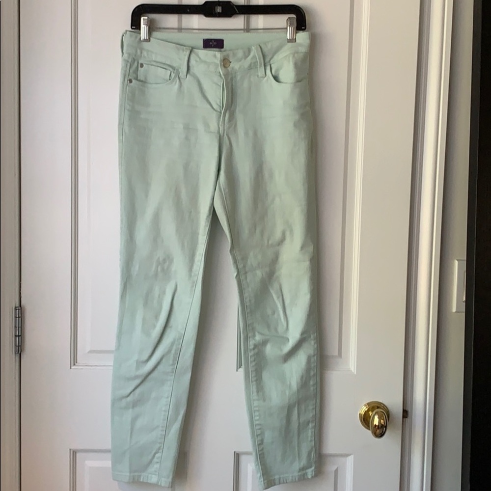 NYDJ pastel green stretchy ankle length jean